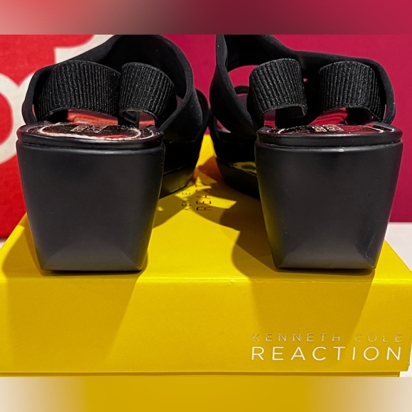 Kenneth Cole Black Platform Sandals - Picture 4 of 8